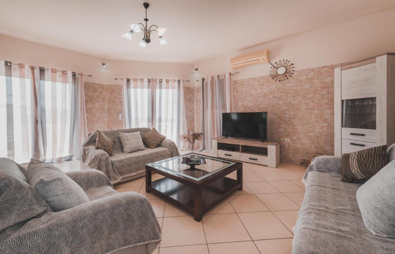 Villa Volimes Villa *